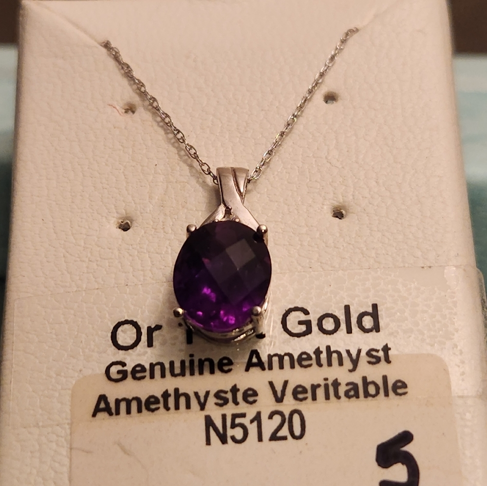 NEW 10K WG GENUINE OVAL-SHAPE DARK PURPLE AMETHYST AND DIAMOND NECKLACE